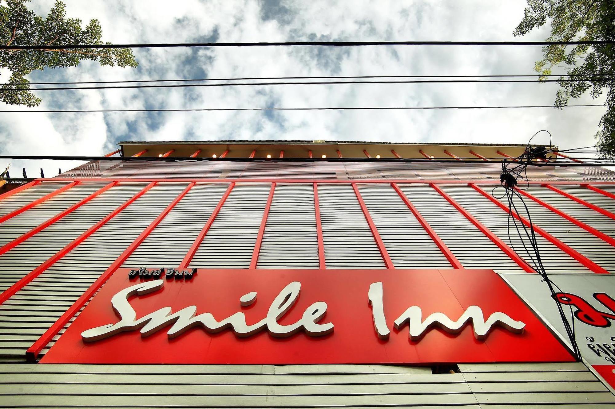 Smile Inn Bangkok Exterior foto